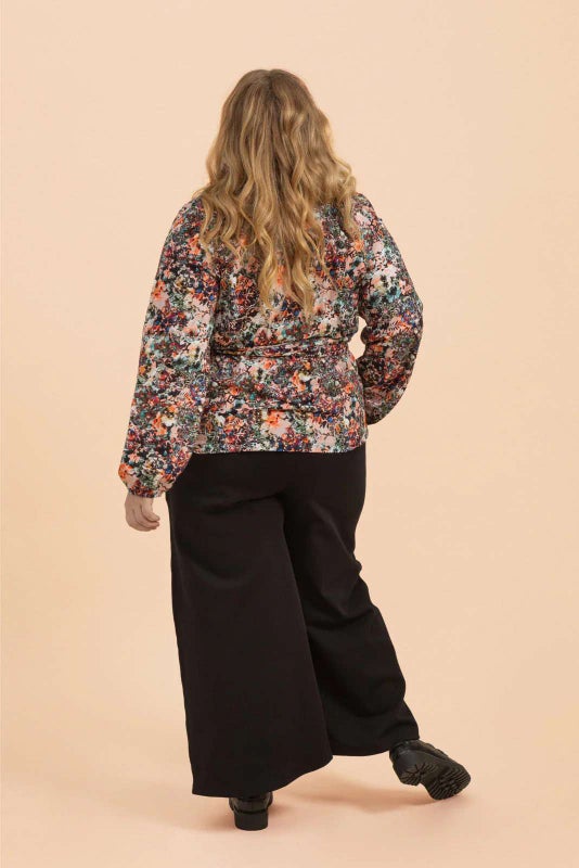 Kaiko Soft Wrap Blouse, Blooming Forest&nbsp;