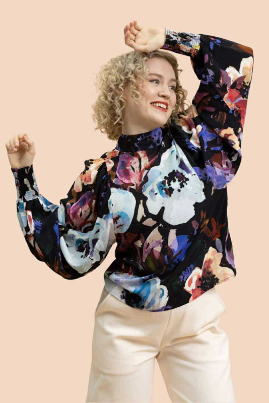 Kaiko  Puff Blouse, Black Anemone