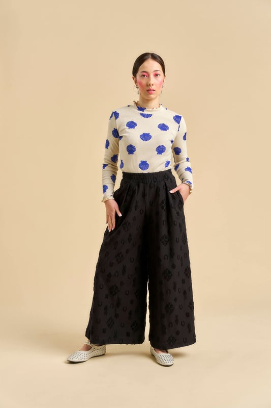 Aarre   Ruut Ribbipaita, Seashell