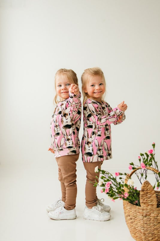 Metsola Bunny Shirt LS softT Candy