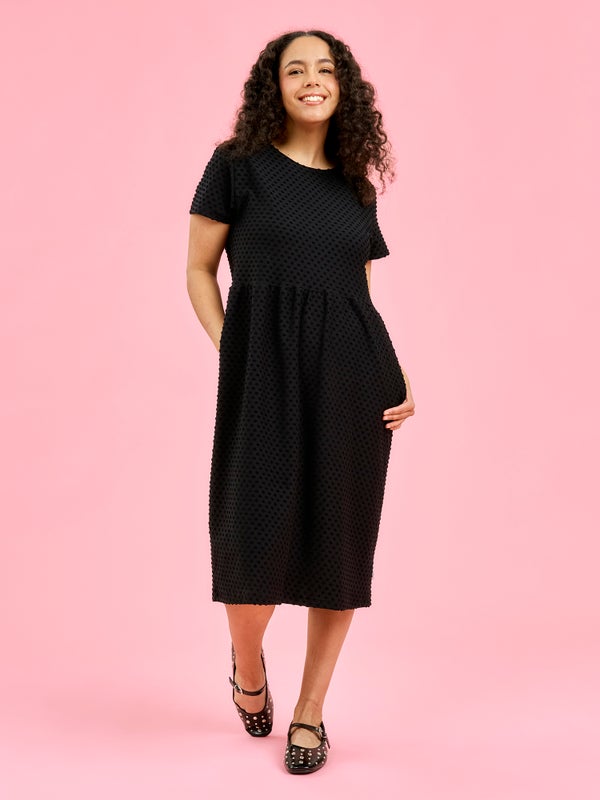 Aarre  Larissa Mekko, Musta Dot