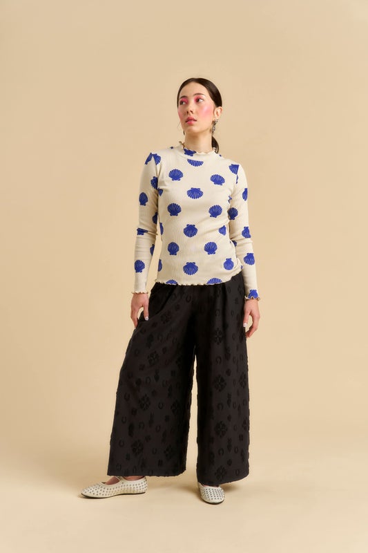 Aarre   Ruut Ribbipaita, Seashell